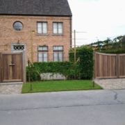 Dubbele poort realisatie Outrijve