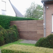 Enkele poort realisatie Sint-Eloois-Vijve