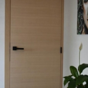 Vlakke fineerdeur realisatie